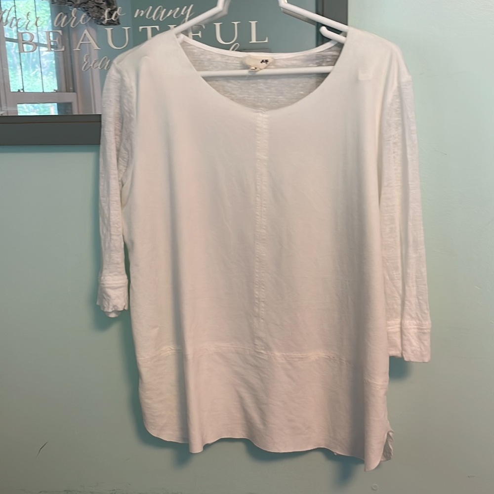 JOH apparel creamy white boxy top size M